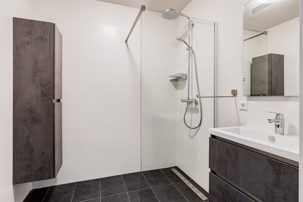 Medium property photo - Laan van Nieuw-Guinea, 3531 JE Utrecht